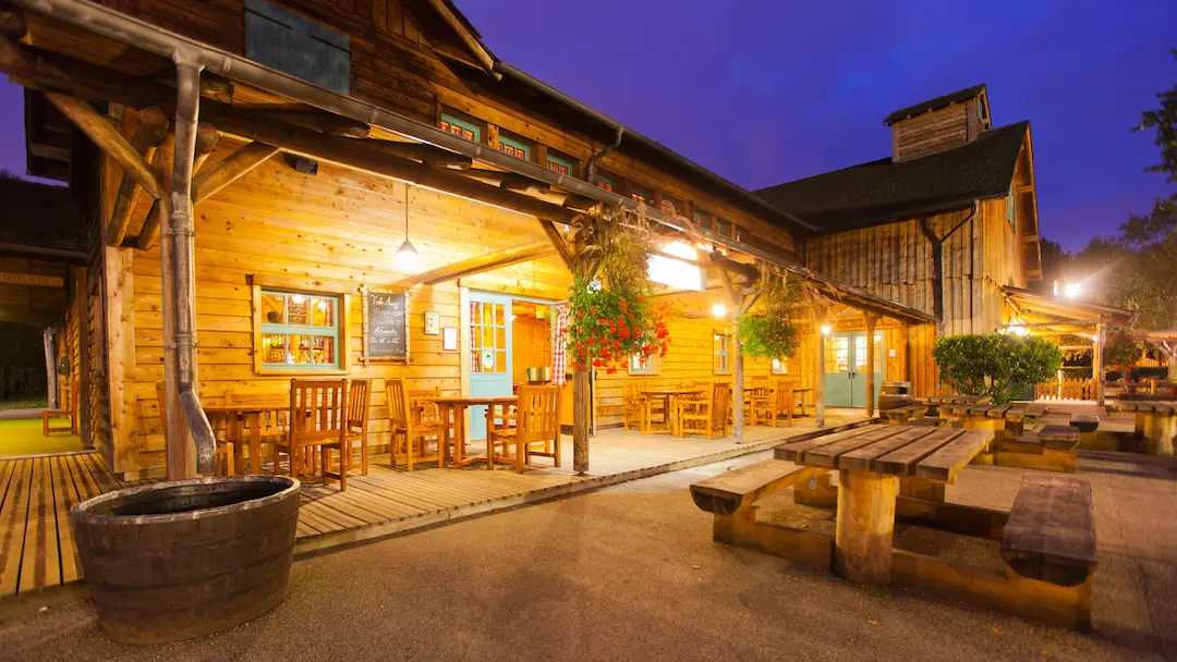 crockett's saloon