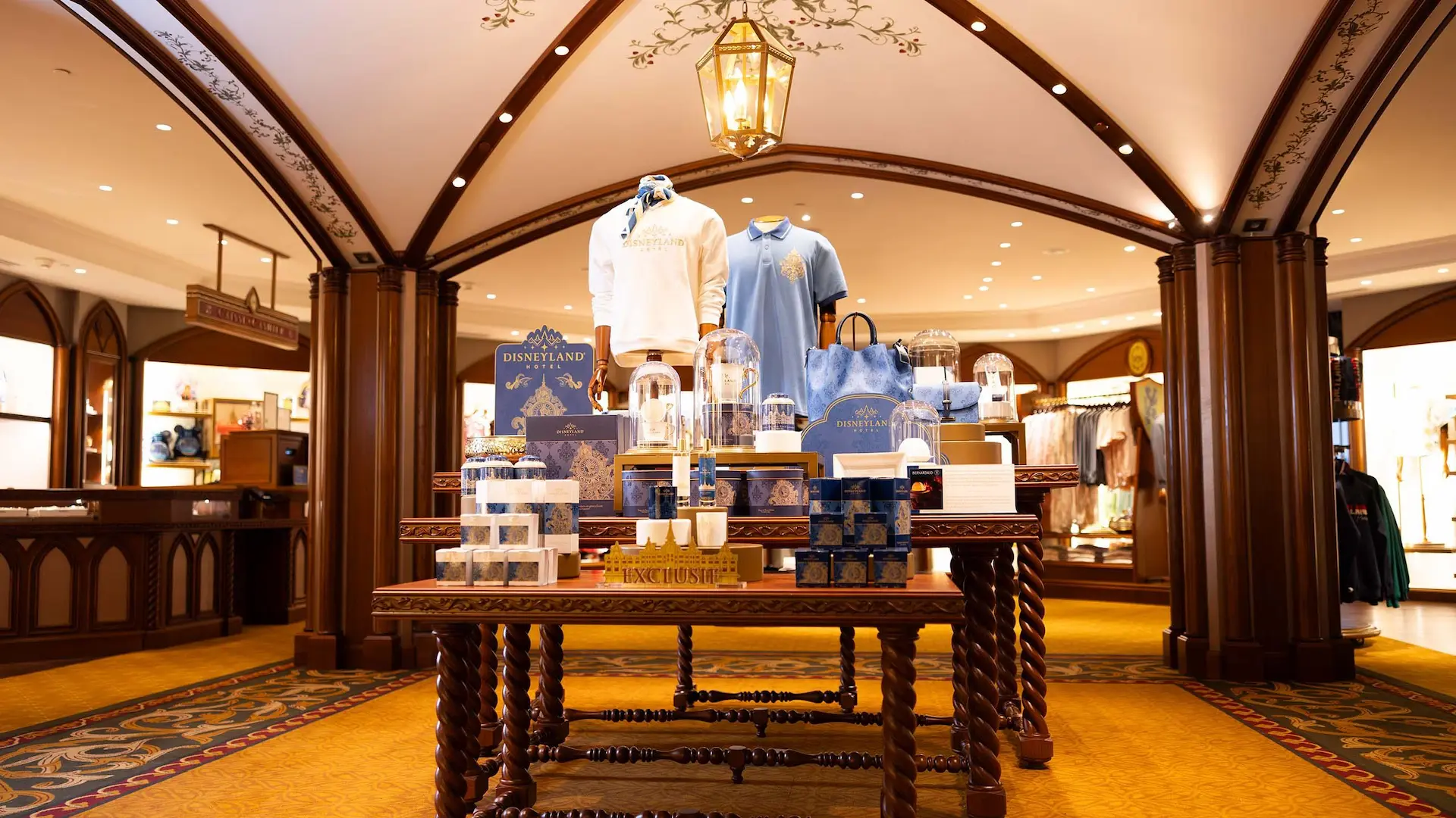 royal collection boutique disneyland paris